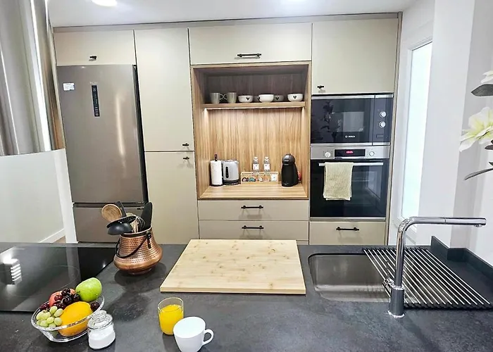Charlot Center Apartment III